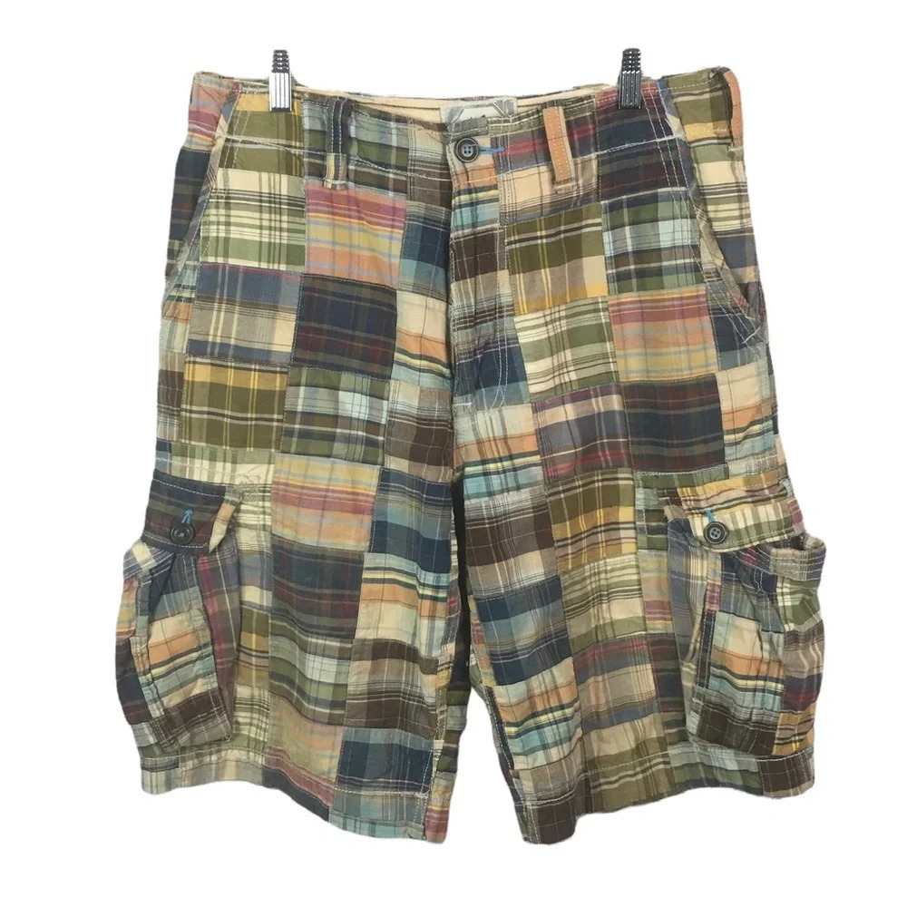 SH504 Mens American Eagle Outfitters Longer Length Indian Madras Patch Shorts 30